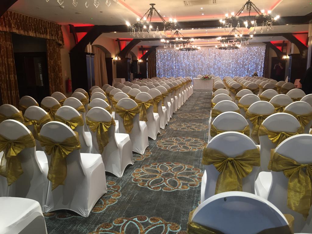 The Royal Chace Hotel Enfield Dış mekan fotoğraf