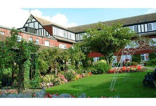 The Royal Chace Hotel Enfield Dış mekan fotoğraf