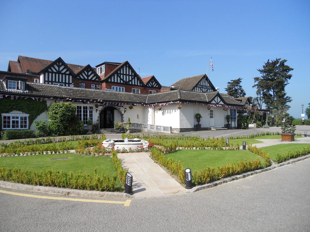 The Royal Chace Hotel Enfield Dış mekan fotoğraf